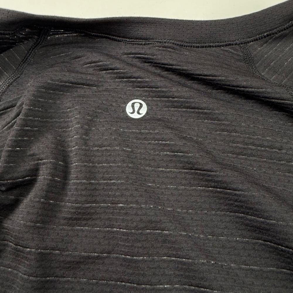 Lululemon Run Swiftly Long Sleeve Black Thumbhole Top Women's Size 8 - Picture 7 of 8